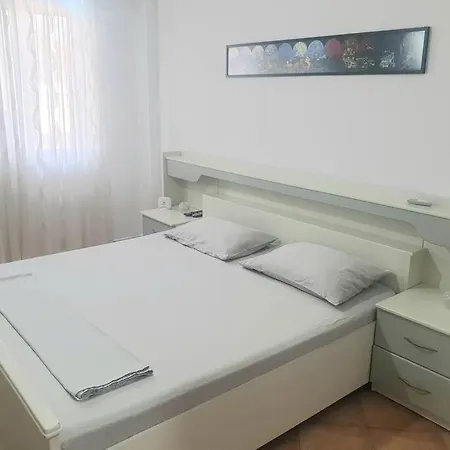 Apartamento Lovely 2-bedroom In Center